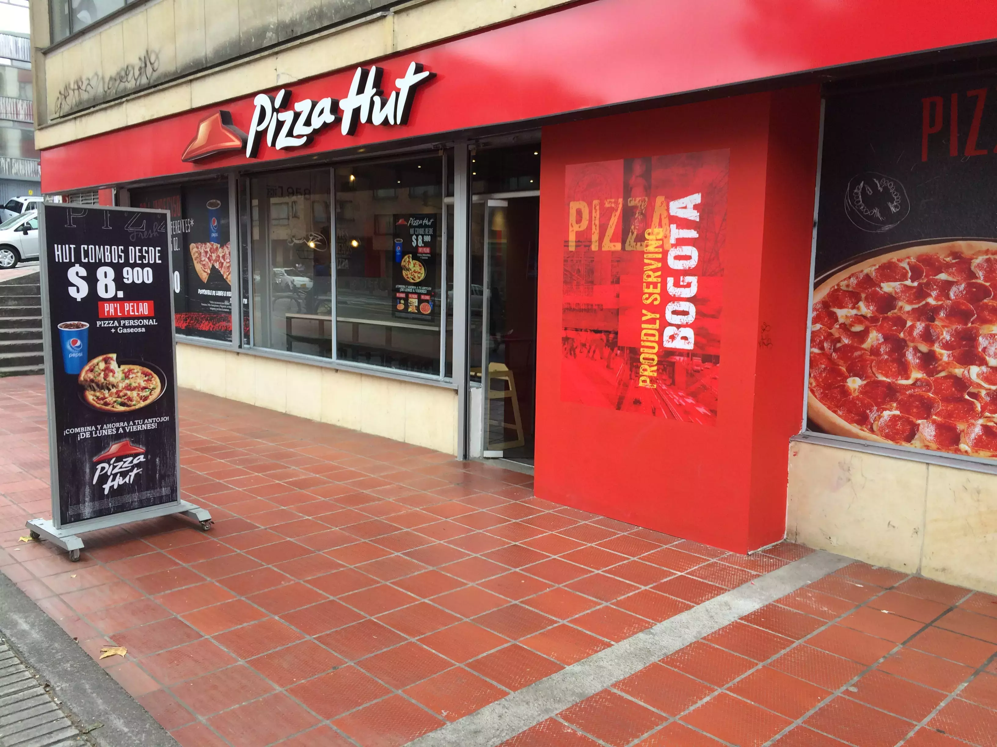 Pizza Hut